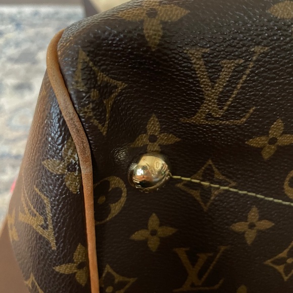 Louis Vuitton Tivoli GM - Excellent/Like New Condition - Picture 12 of 15